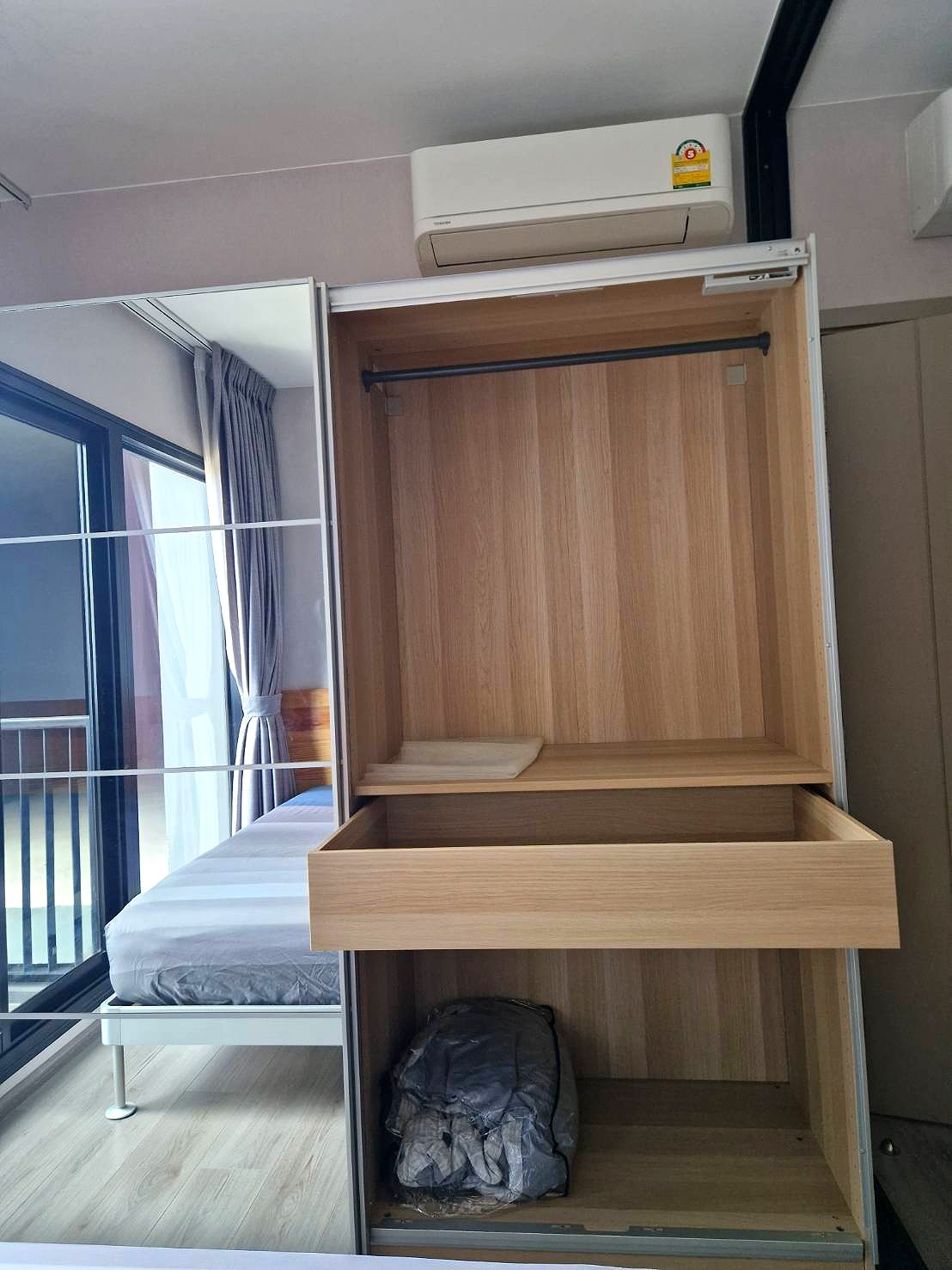 Pictures of The politan rive 6/20