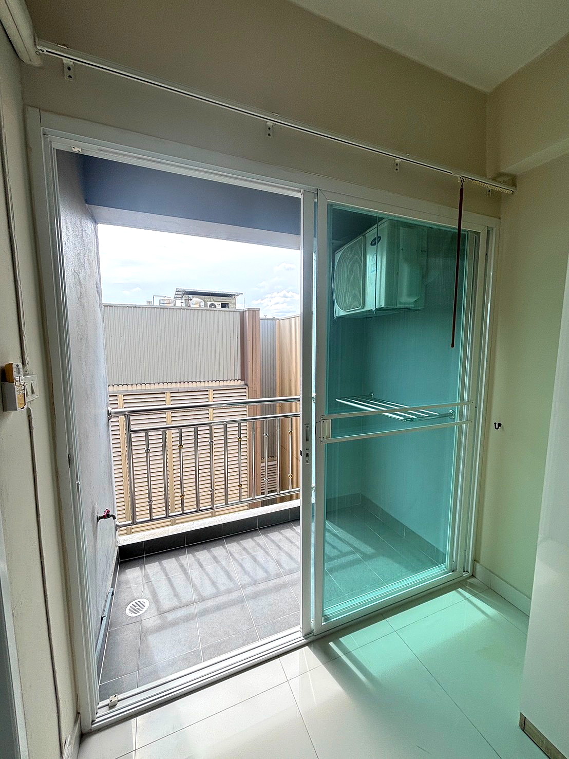 Pictures of Soonthorn Place 2/10
