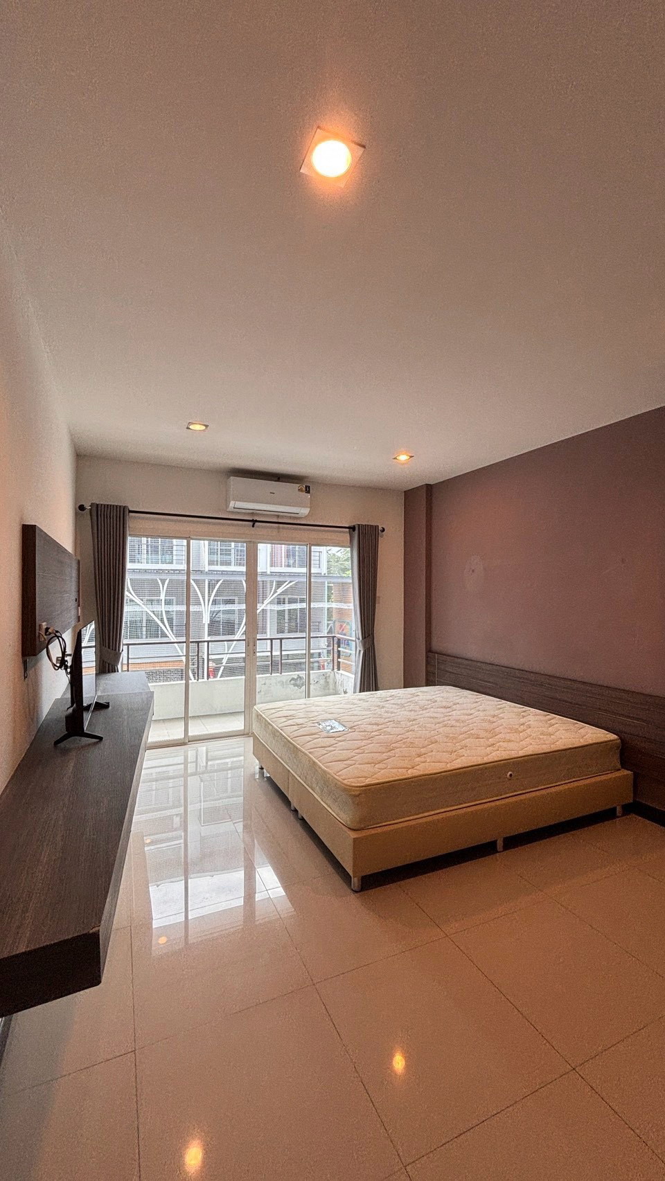 Condo — photo 5