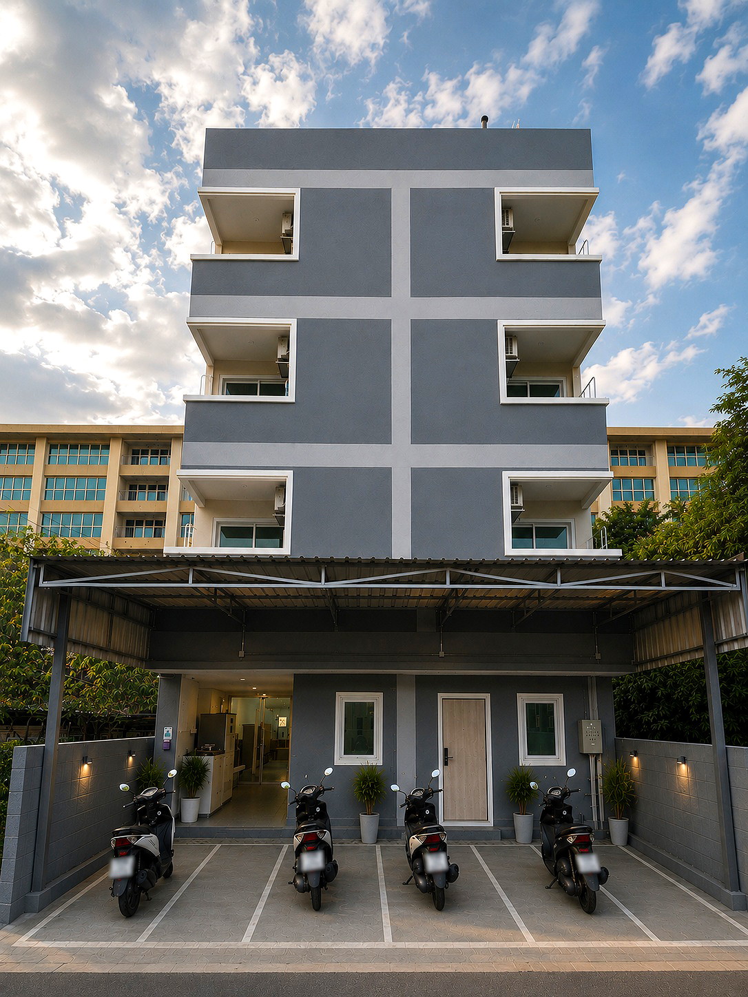 Pictures of Maxim Residence 2/7