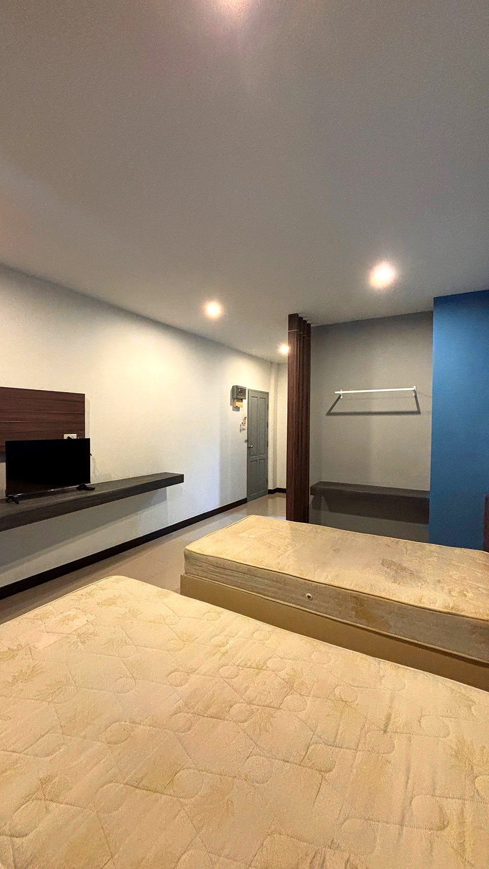 Pictures of Newly renovate apartment near Krabi Nakharin International Hospital 4/10
