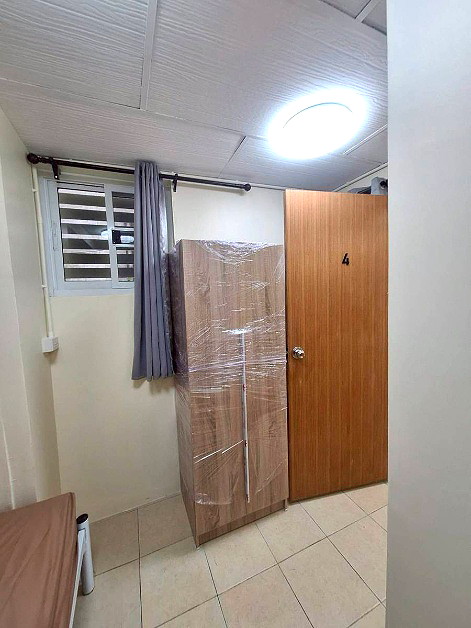 Pictures of Pa Tim's Dorm 4/9