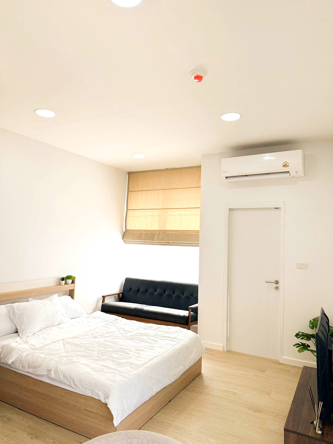 Pictures of Pridi Residences 1/11