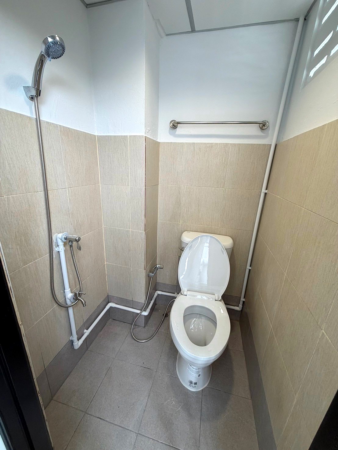 Pictures of NidaSeriThai Apartment 7/10