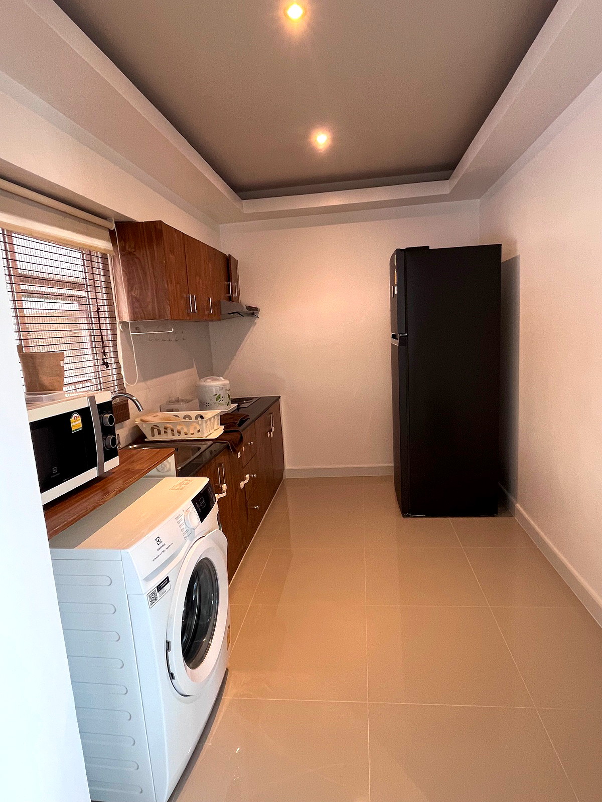 Pictures of 3 Bed family top floor condominium at Baan Thanarak 5/16