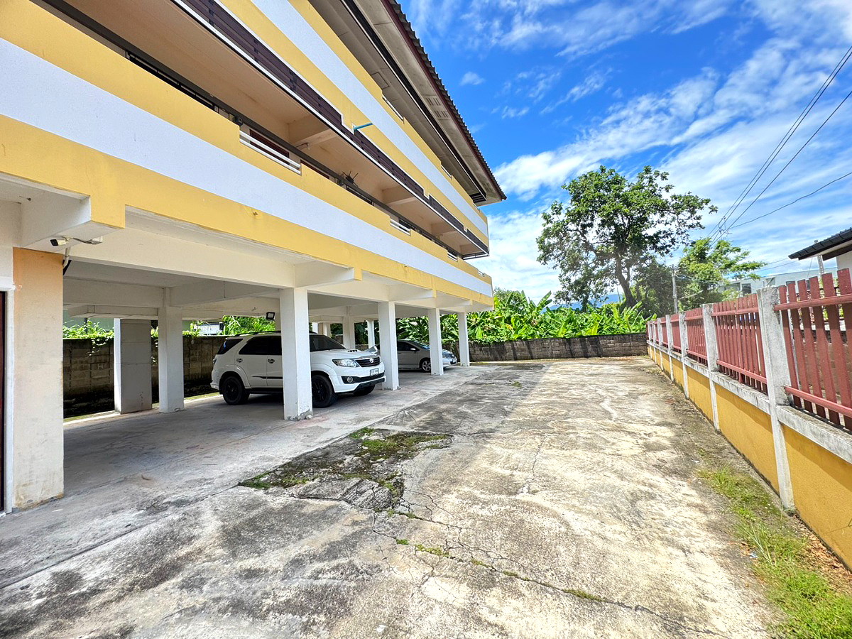 Pictures of Paitay hill 8/8