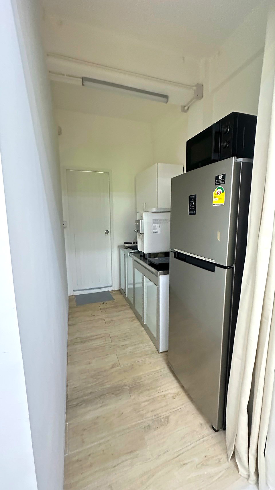 Pictures of 165 Poomliving Sukhumvit 62/1 | Spacious 40 sq.m. Studio | THB 16,900 ALL-IN 12/12