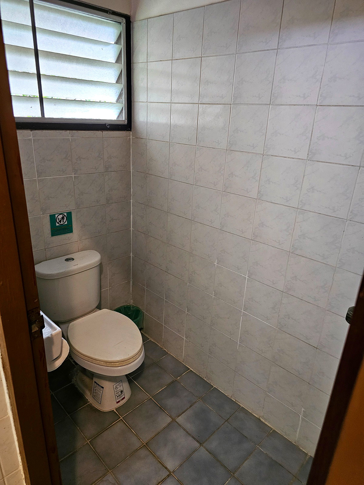 Pictures of Queen bed room for 2 people 3/4