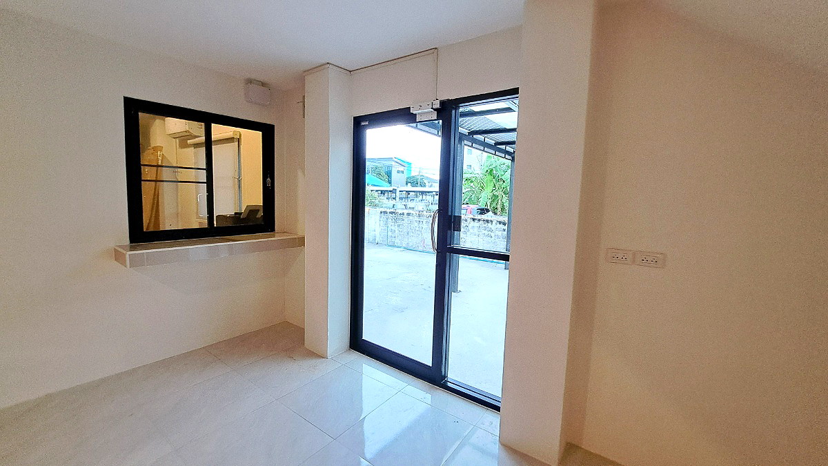 Pictures of Veena Residence, New apartment, close to Central Bangna, Close to 7-11, Lotus, CJ Mart 29/40