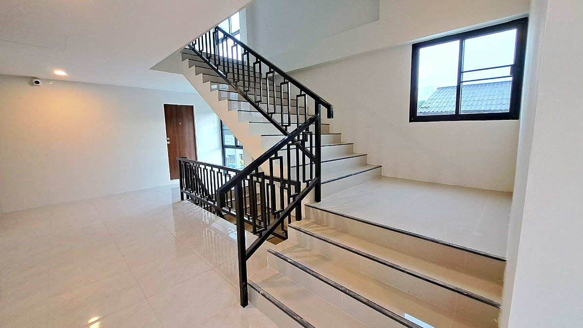 Pictures of Veena Residence, New apartment, close to Central Bangna, Close to 7-11, Lotus, CJ Mart 23/40