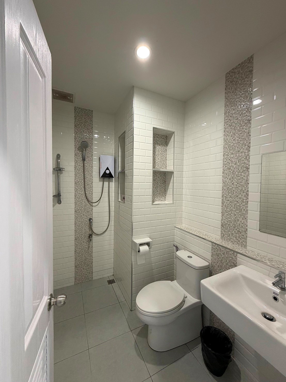 Pictures of Na Non Apartment 6/9