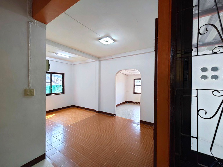 Pictures of Spacious 3-Bedroom House for Rent in Lamphun  90 Sq.wah 12/19