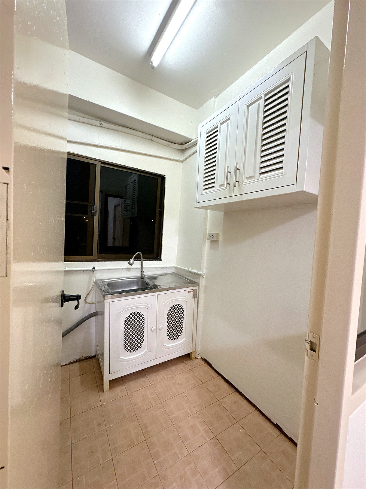 Pictures of Patun House 9/10