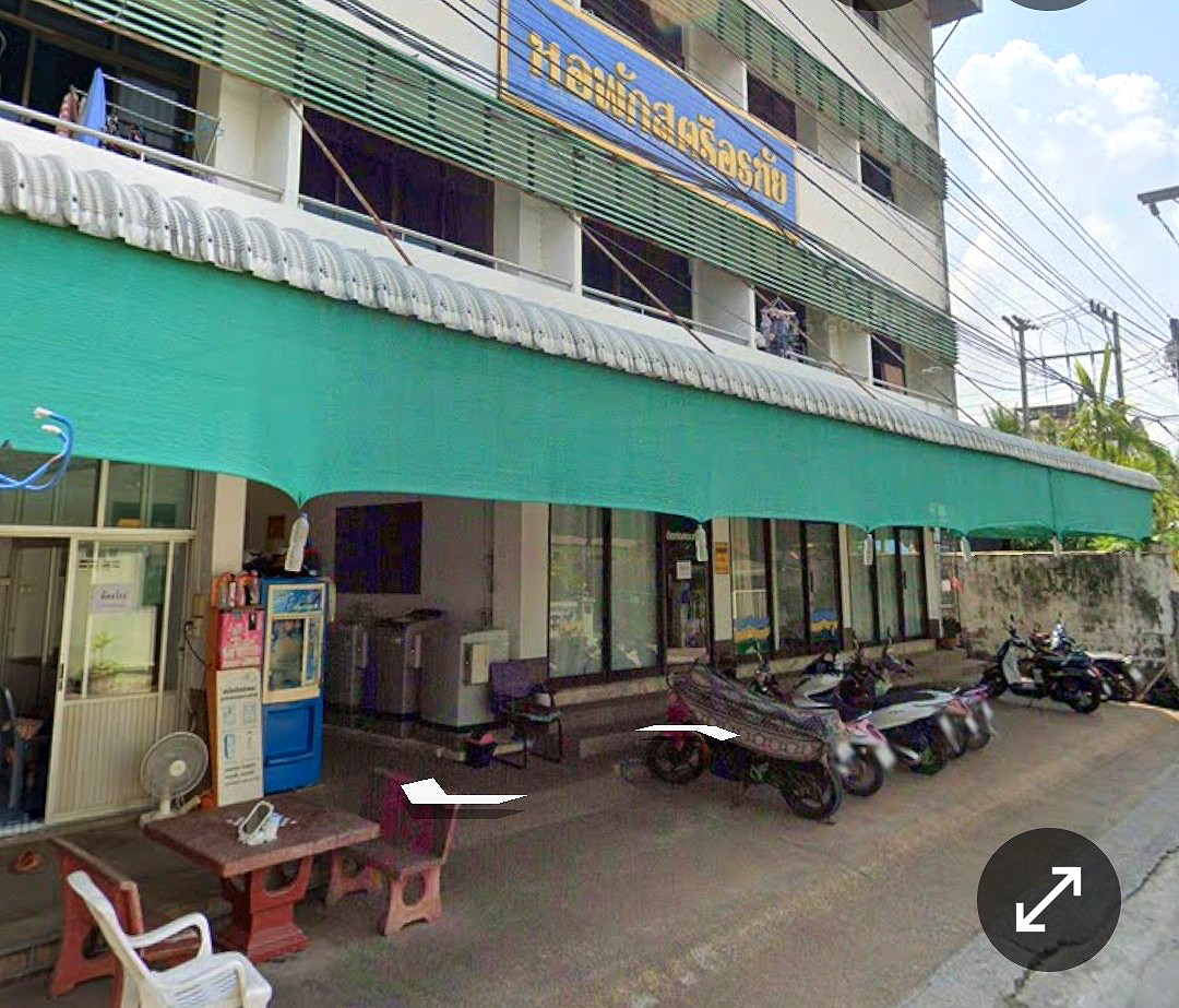 Pictures of Orathai 1/1