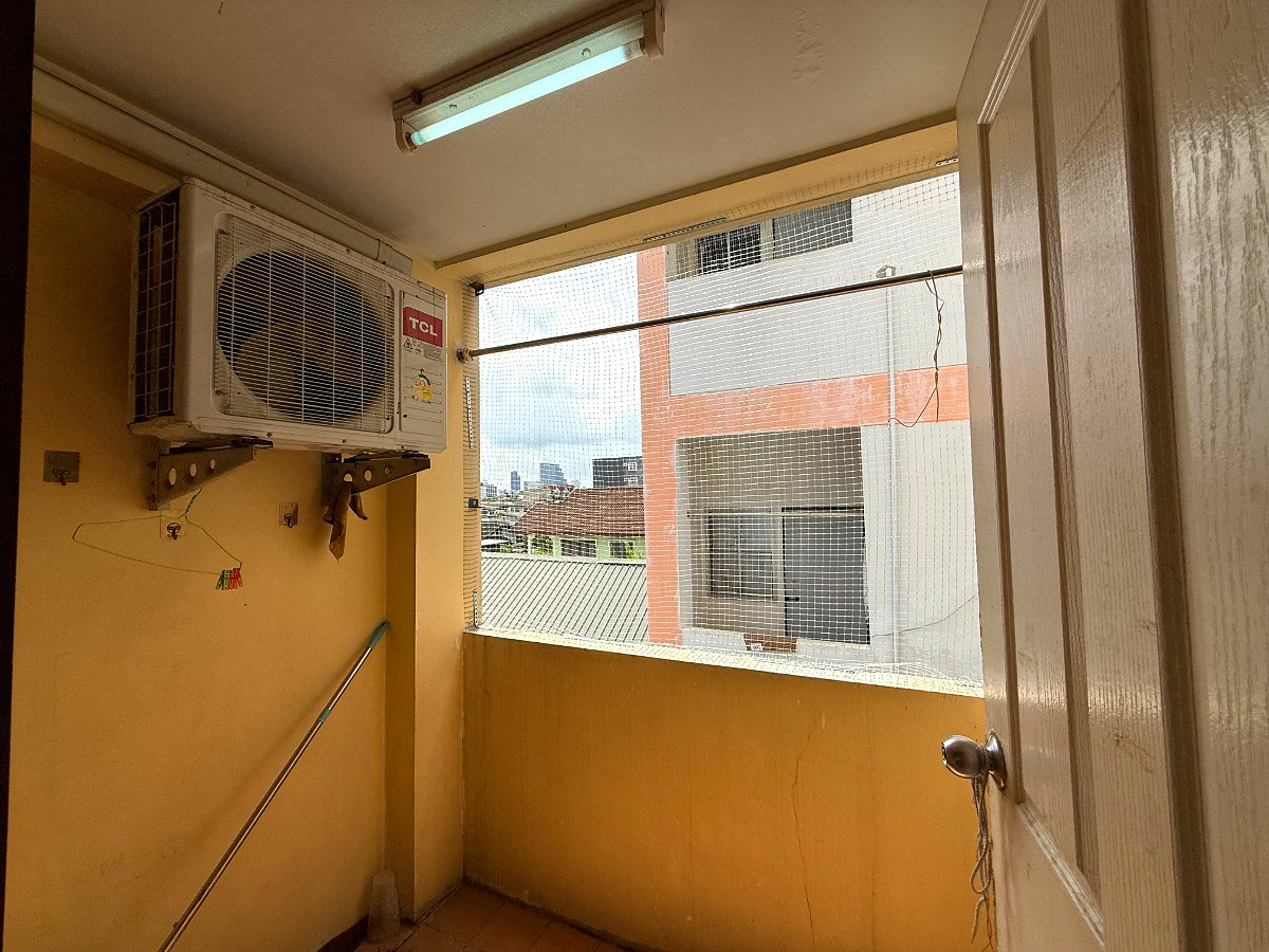 Pictures of BL Apartment 4/6