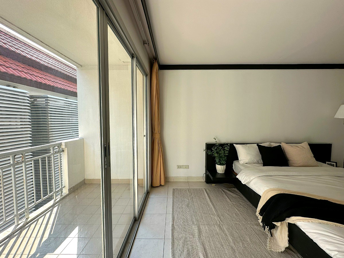 Pictures of Sena House 6/9
