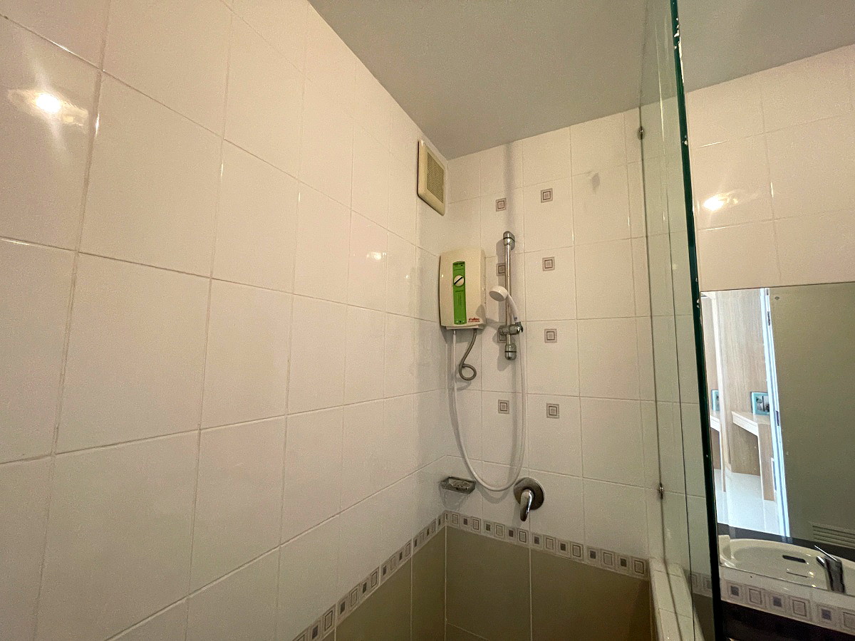 Pictures of P-Park Residence Onnut 5/7