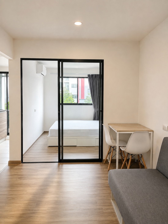 Fullly furnished room, conveniently located near BTS & MRT Samrong Station  just one stop to Siam.  - Apartment for Rent