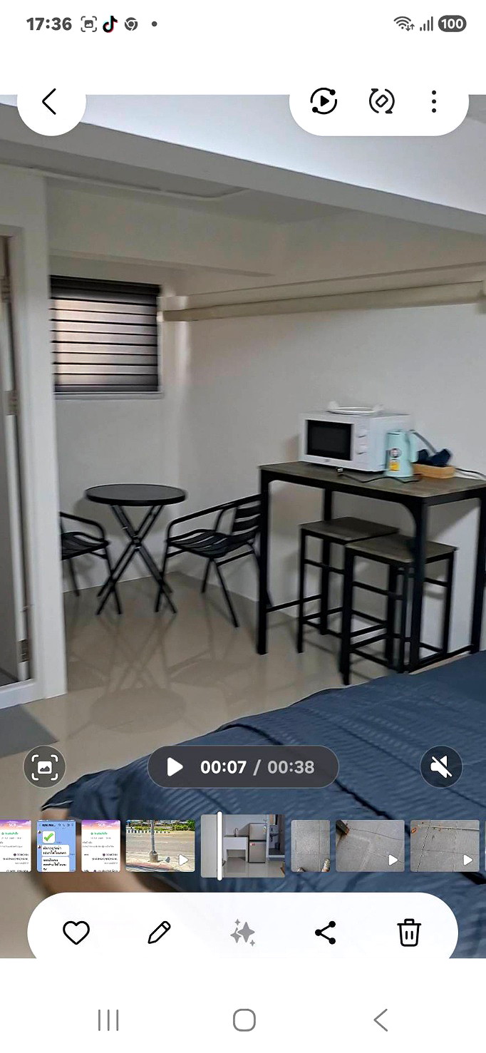 Pictures of Rin Rooms 8/8