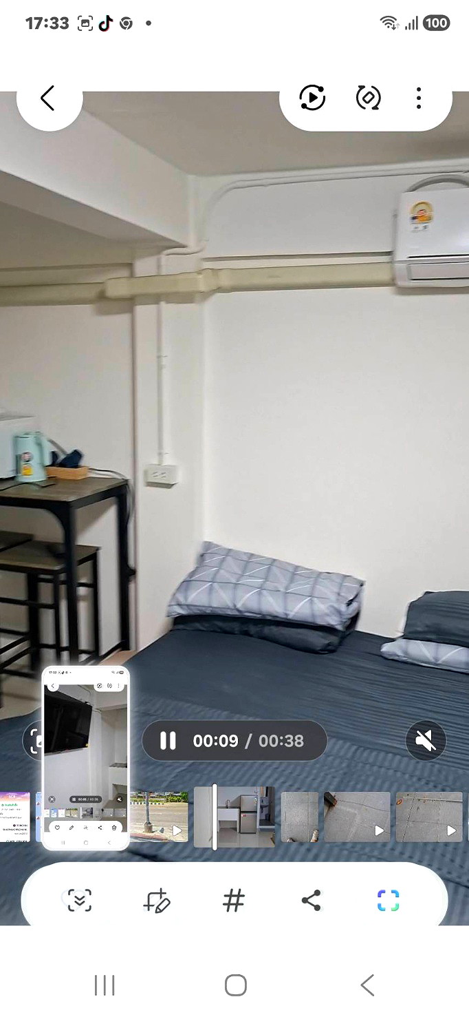 Pictures of Rin Rooms 5/8