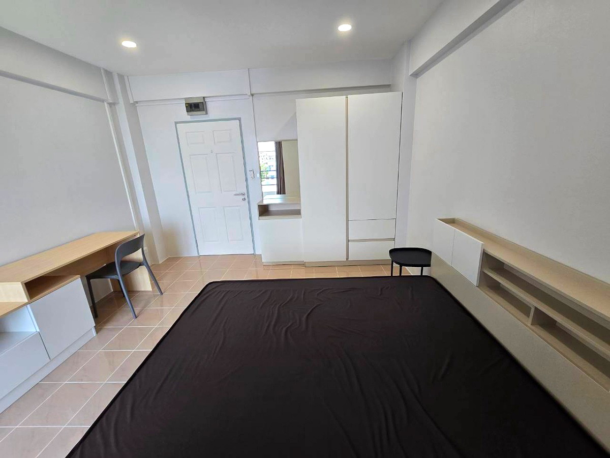 Pictures of Whitebox  Apartment (Ladpraw122) 18/21