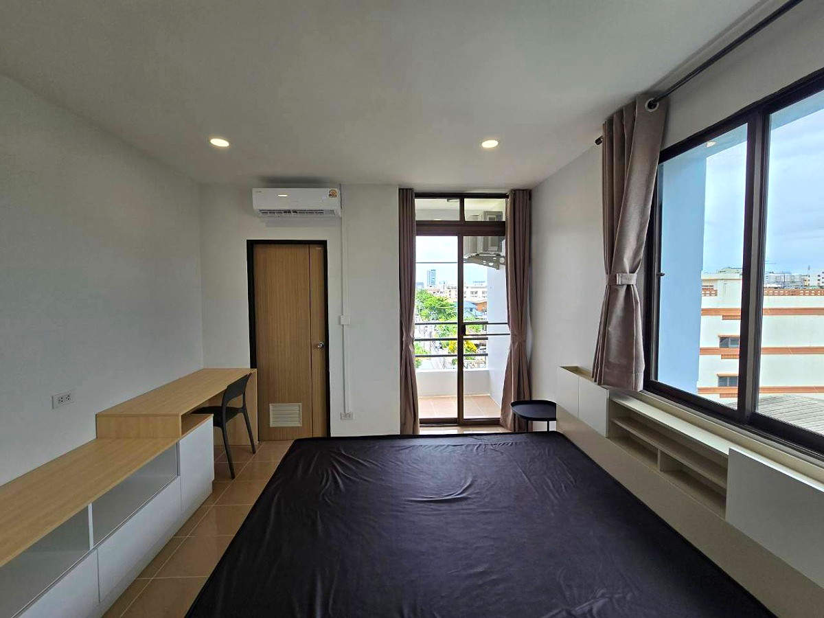 Pictures of Whitebox  Apartment (Ladpraw122) 4/21