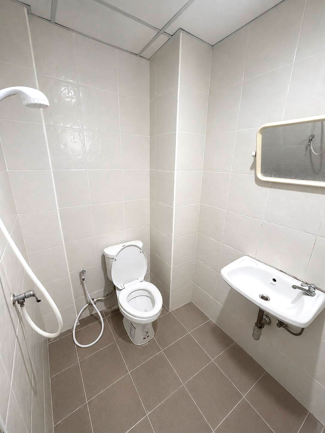 Pictures of Suksabai Apartment @Lad Pla Duk 3/6