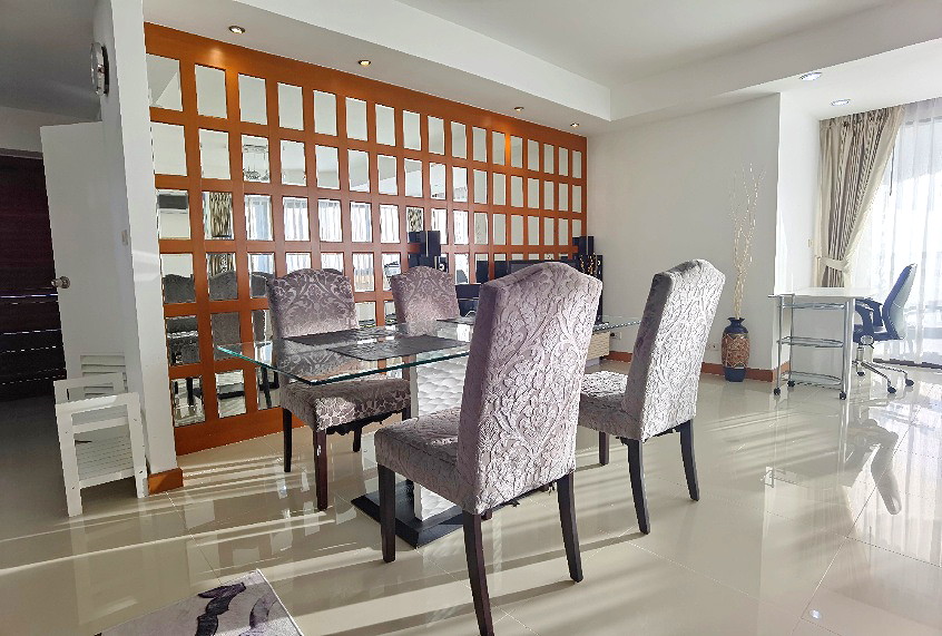 Pictures of Jomtien Plaza Condotel  10/18