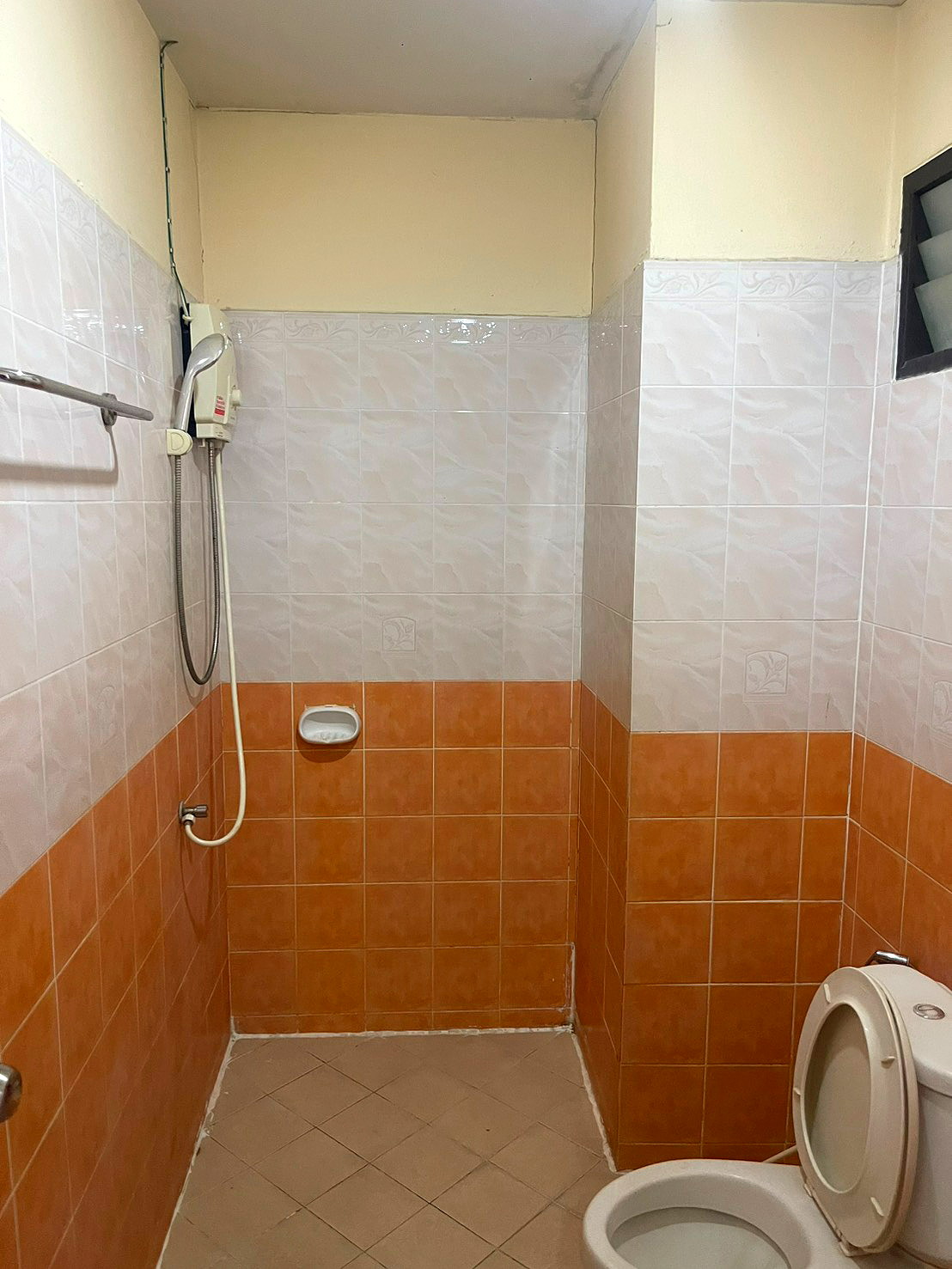 Pictures of Interplace Pattaya 10/16