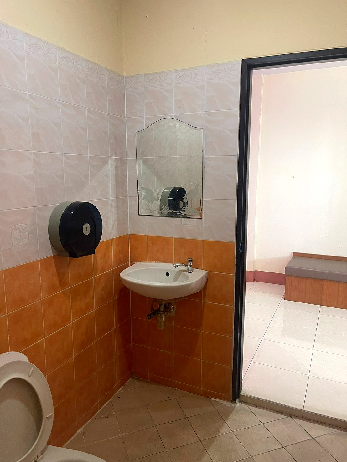 Pictures of Interplace Pattaya 11/16