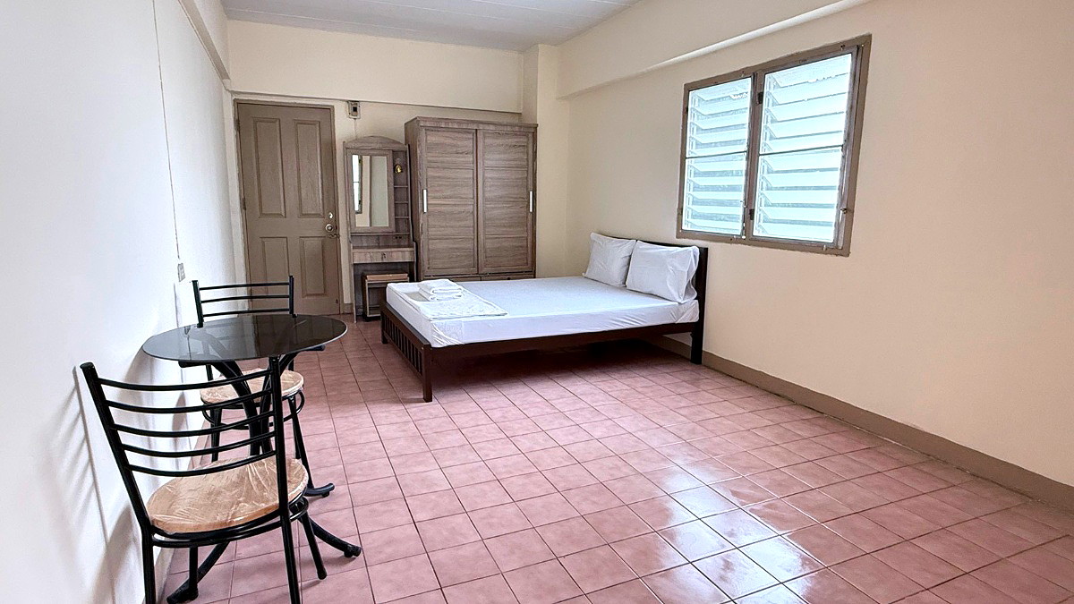 Pictures of Sorwathana Apartment Rangsit 12/29