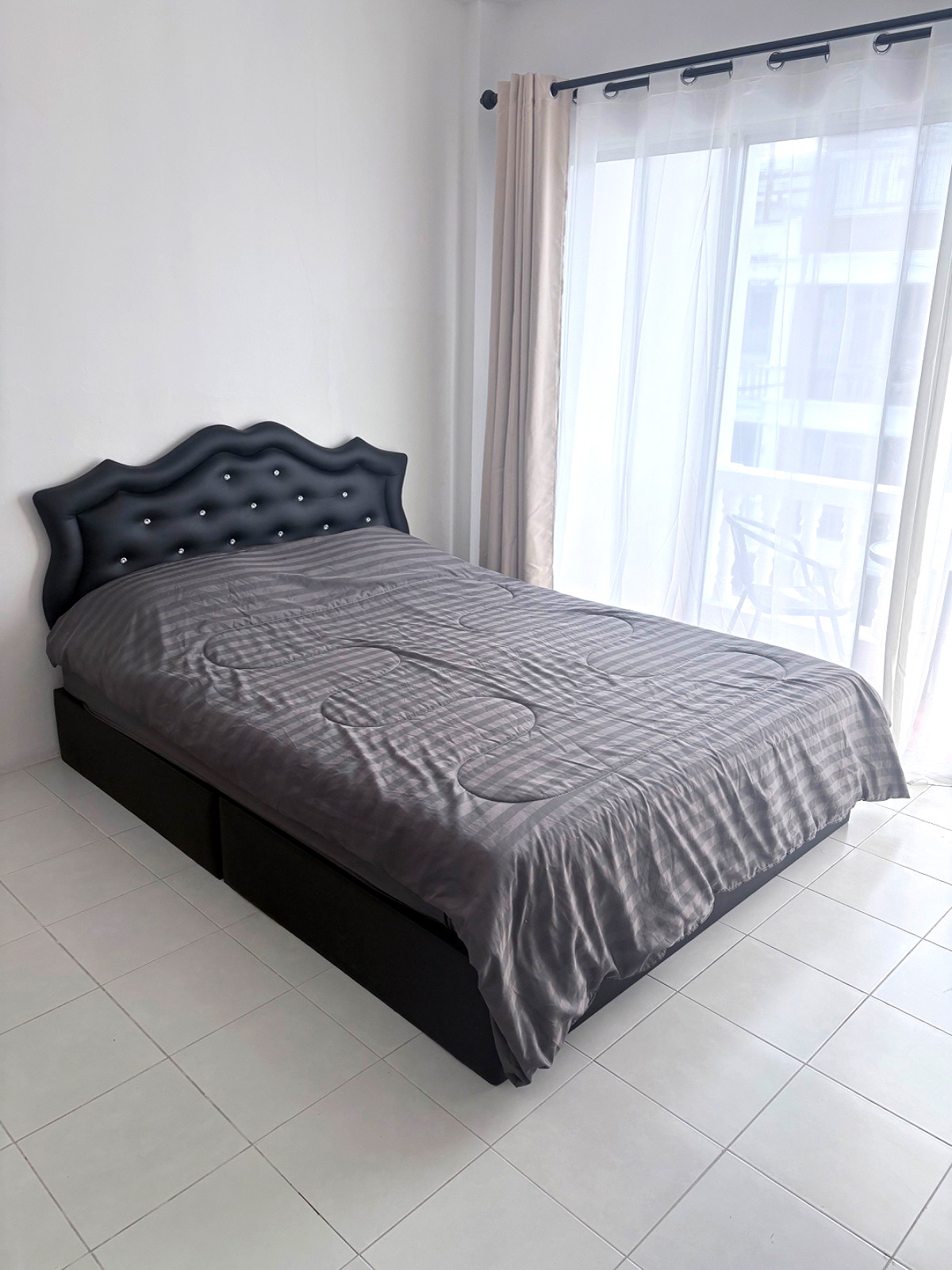 Pictures of Tawan Residence  6/16