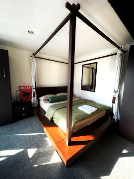 Pictures of Silom suite condominium 3/18