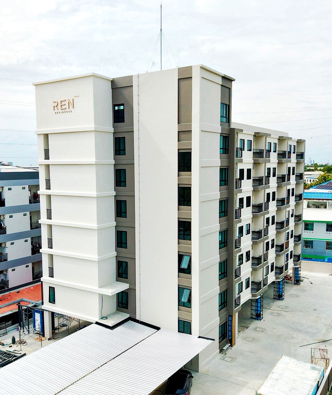 Pictures of Ren Residence 8/10
