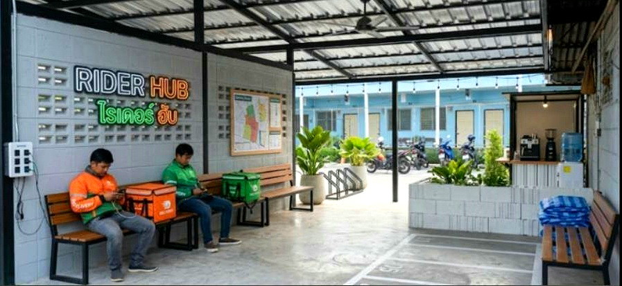 Pictures of Khub Nongwaeng  16/19