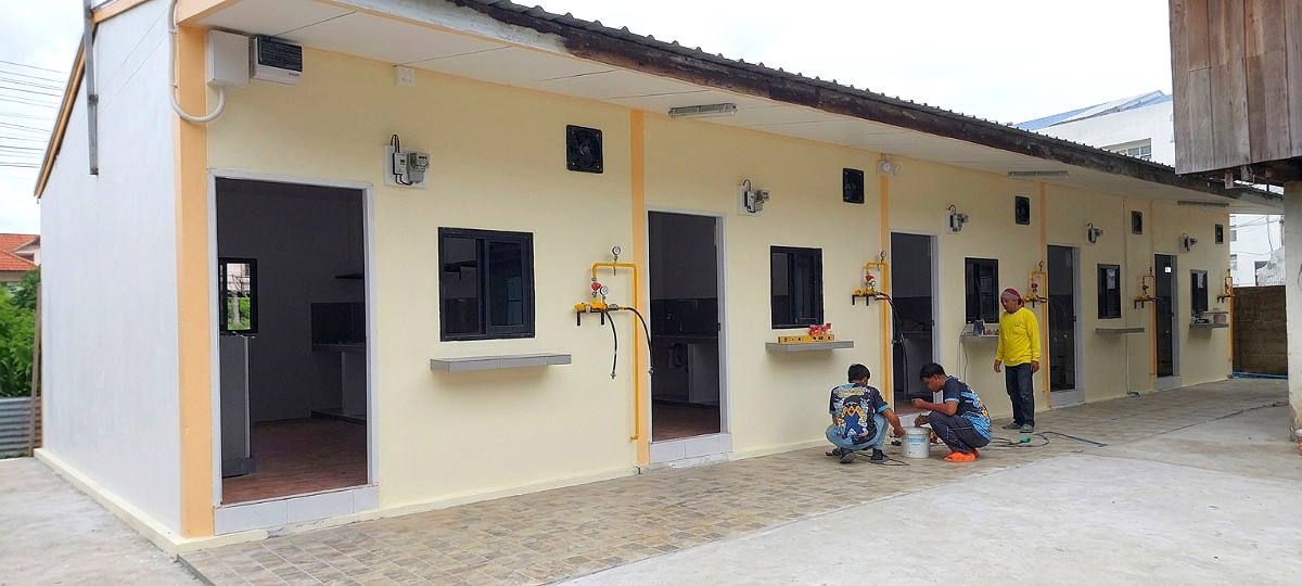 Pictures of Khub Nongwaeng  2/19
