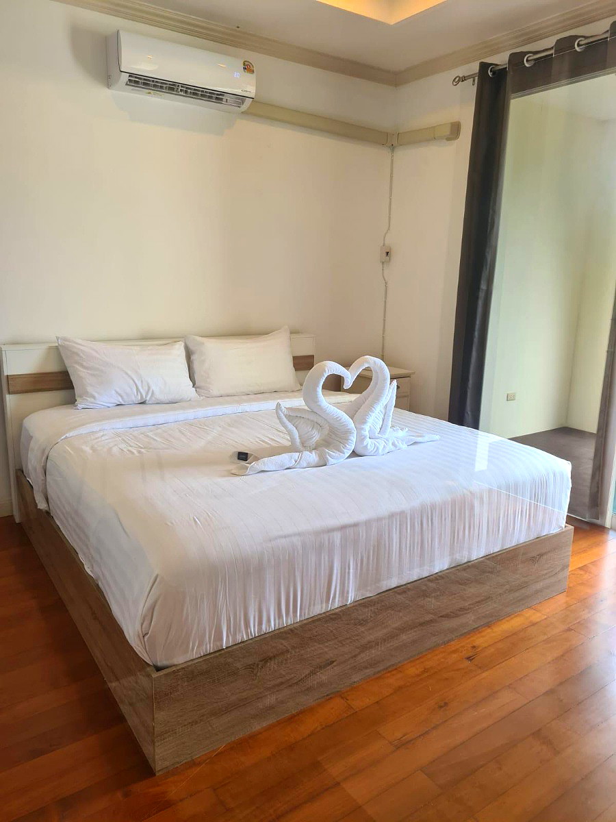 Pictures of Eden Oasis  Large 74 m² 1-bed Sea-view Apartments, Karon 4/8