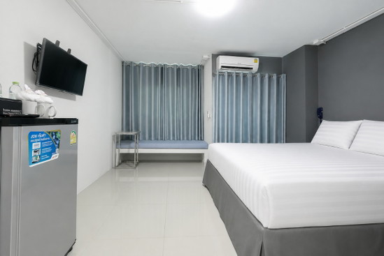 Rama 9 Residence  Daily & Monthly Stay near Rajamangala Stadium, Rama 9 Hua Mak Bangkok - Apartment for Rent