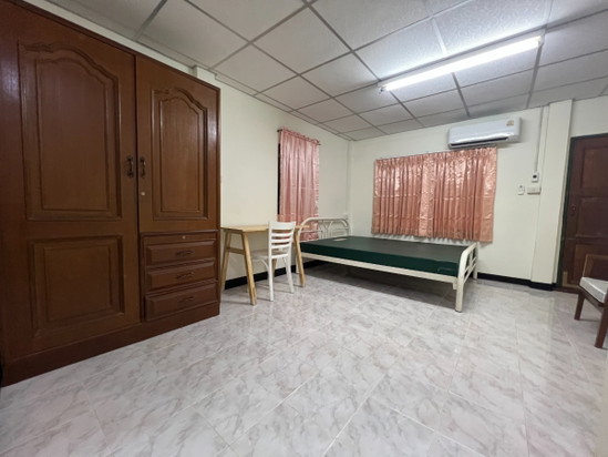 SIRIPEN APARTMENT B (PETCHKASEM16 THA-PRA) MRT THA-PRA - Apartment for Rent